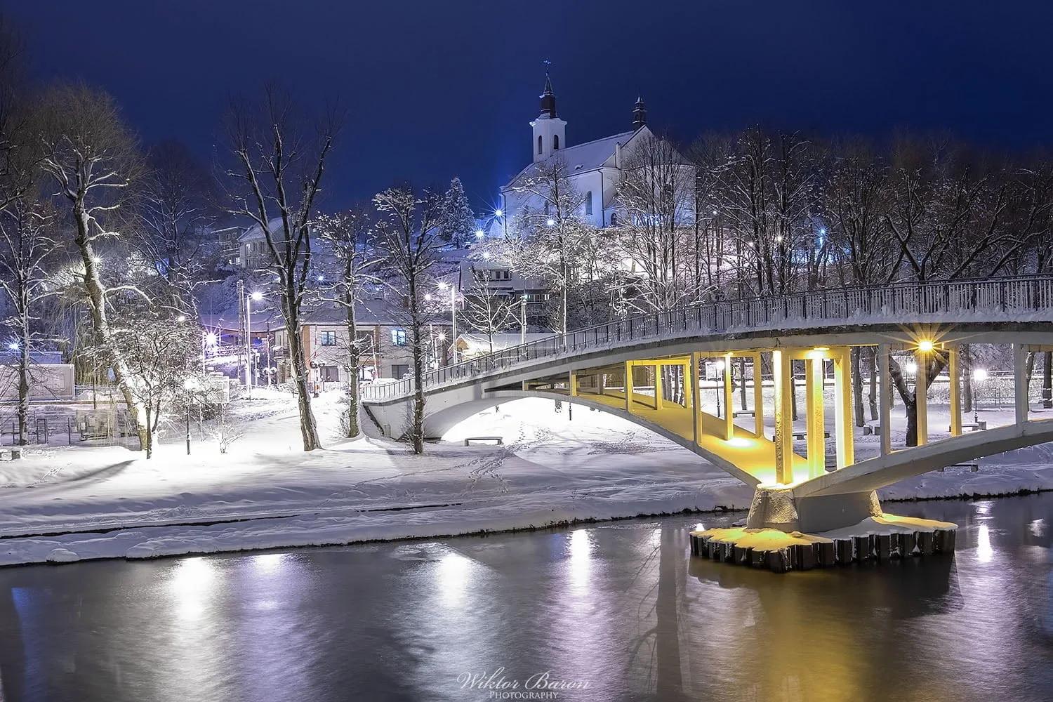 Garbaty Most w Piwnicznej