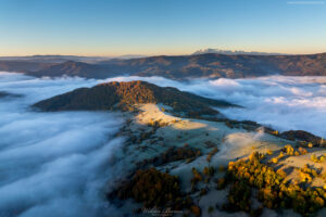 Kicarz i Tatry w tle