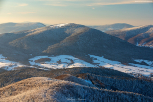 Widok na Ćwiliń z Mogielicy 