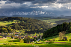 Widok z Pienin na Tatry