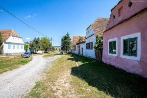 Zabudowania wsi Viscri w Transylwanii  