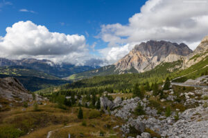DOLOMITY