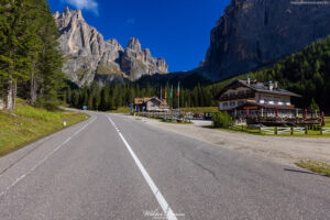 DOLOMITY
