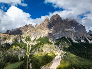 DOLOMITY