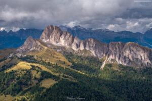 DOLOMITY