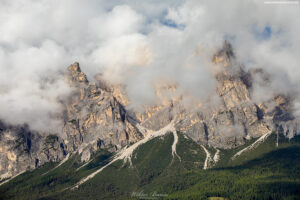 DOLOMITY