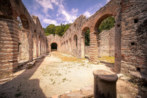 Pozostałości bazyliki chrześcijańskiej z VI wieku w Buthrotum