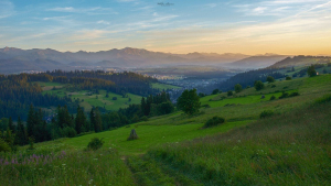 Widok z Podhala na Tary