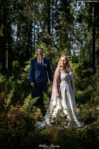 Sesja ślubna w górskim lesie